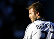 AYX官方直播-北欧风暴终结红魔，英格兰新星闪耀亚平宁—足球世界的双重奏