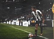 爱游戏下载-赛道上的逆袭，诺里斯统治全场，雷诺绝杀法拉利