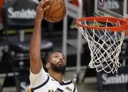 爱游戏官方-天津队绝杀骑士，戈贝尔点燃赛场