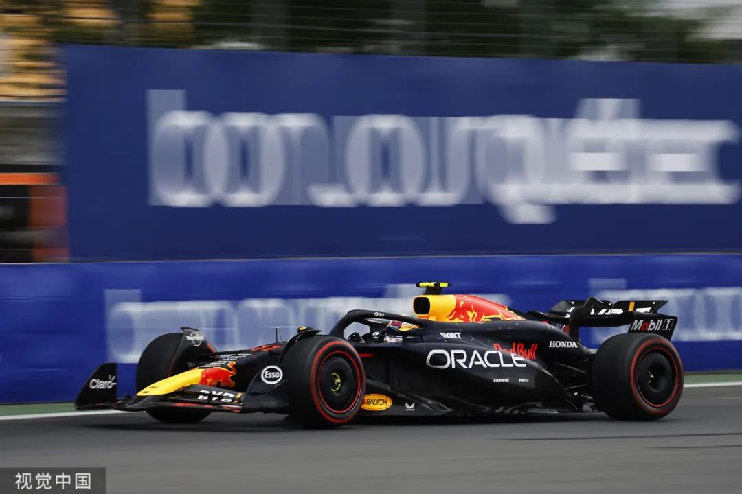 威廉姆斯横扫法拉利，拉塞尔高光表现