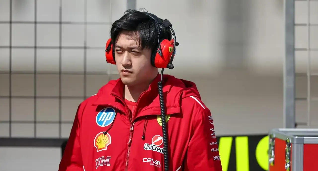 梅赛德斯逆转阿斯顿马丁，周冠宇惊艳四座