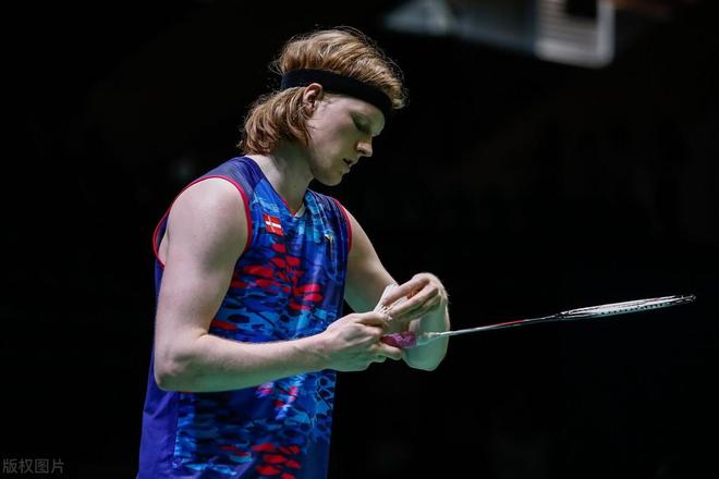 德国队完胜法国队,安赛龙惊艳四座 德国队完胜法国队,安赛龙惊艳四座