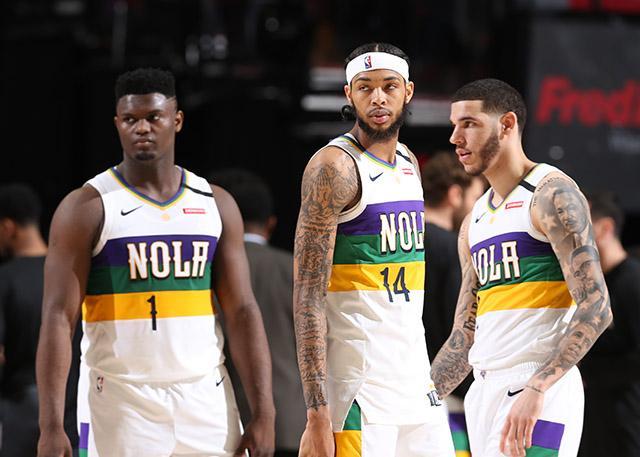 四川队碾压凯尔特人，浓眉哥惊艳四座