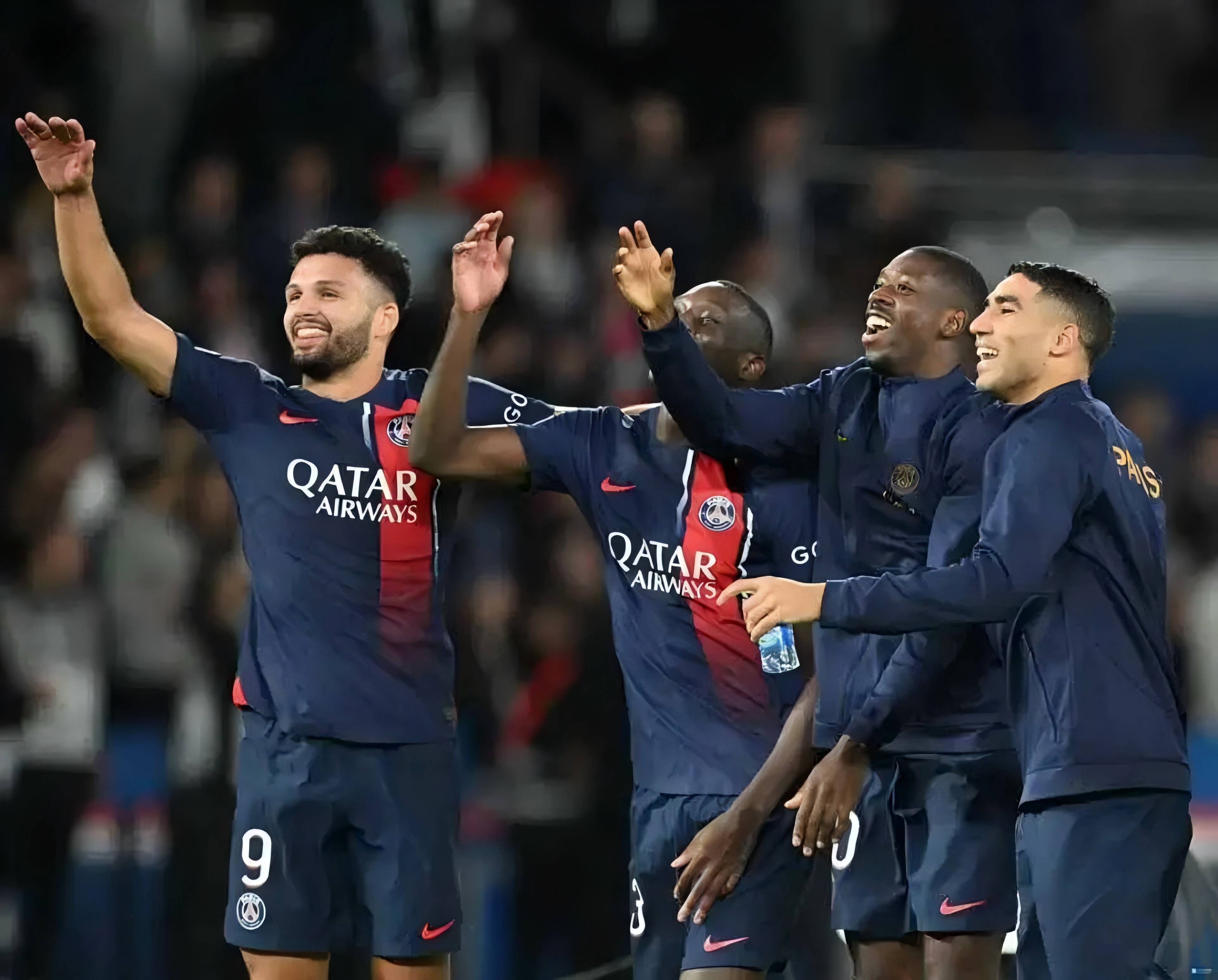 争夺榜首宝座激烈进行，欧预赛引爆热议！