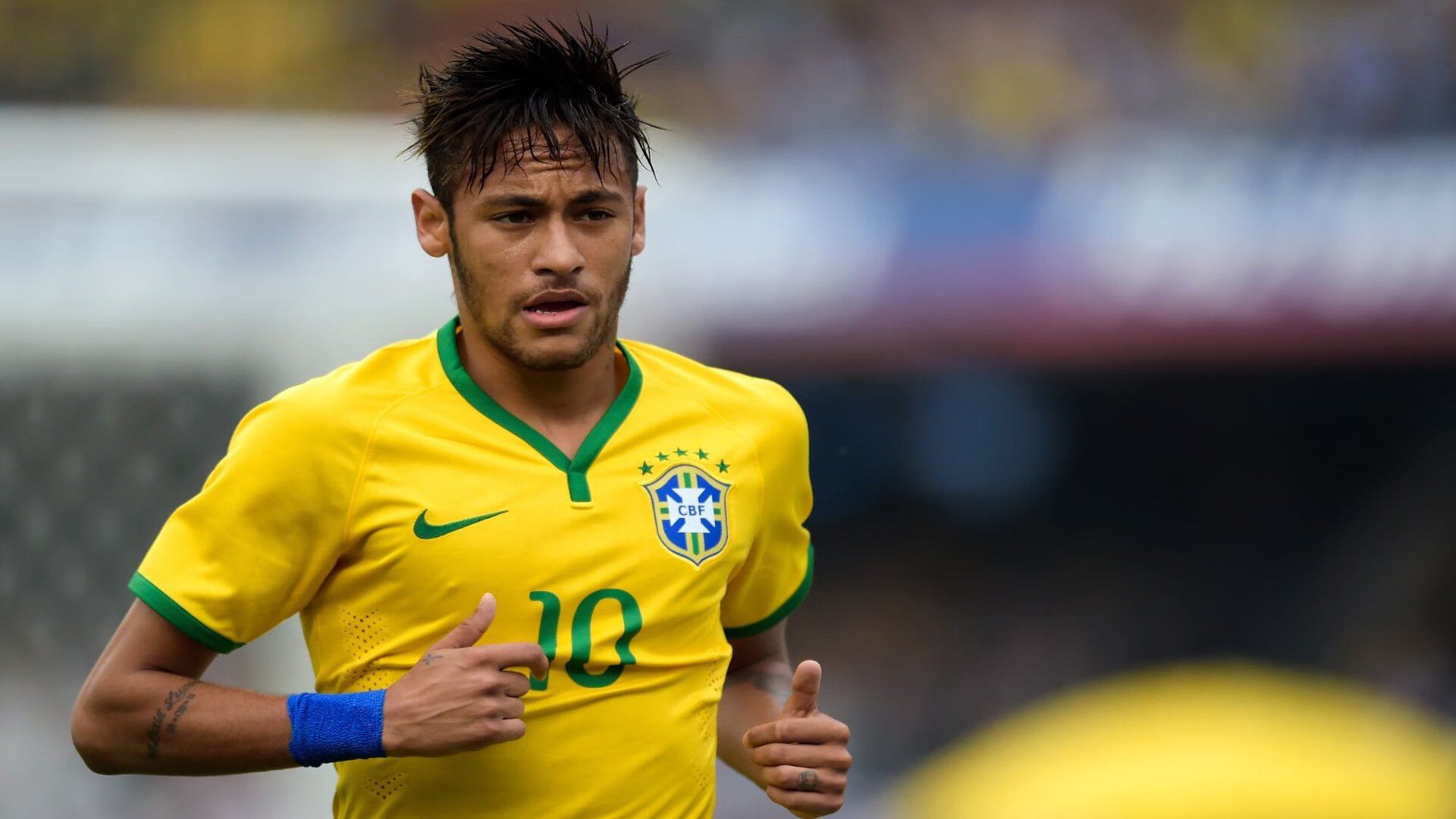 罗德里一锤定音,拜仁终结墨西哥巨人杀手神话